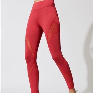 Michi High Rise Inversion Legging in Fire Red Size Small